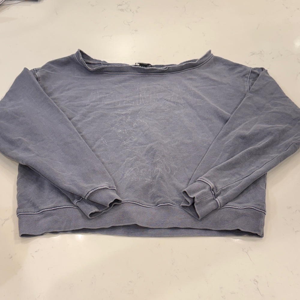 Casual Gray Sweatshirt